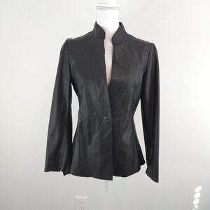 Suprema Women's Black Leather Jacket